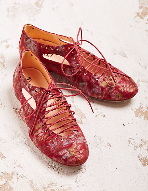 Halbschuhe Marleni von Think in rot | Deerberg Halbschuhe Marleni von Think in rot | Deerberg