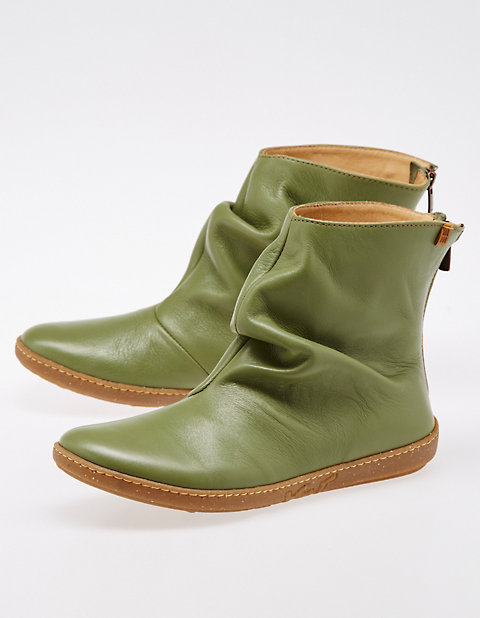 Stiefeletten Martina von El Naturalista in grün | Deerberg Stiefeletten Martina von El Naturalista in grün | Deerberg
