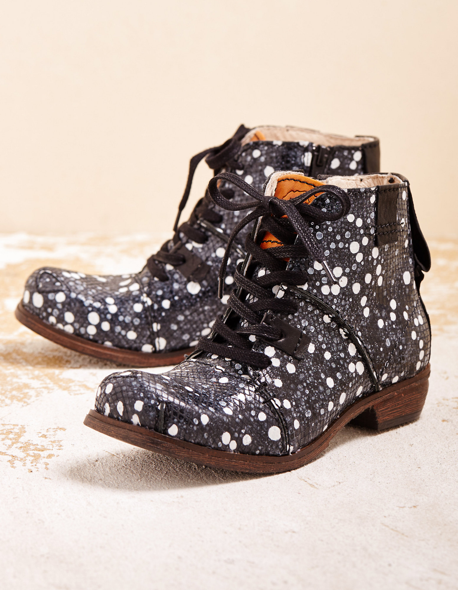 Stiefeletten Gillys von Rovers in schwarz | Deerberg Stiefeletten Gillys von Rovers in schwarz | Deerberg