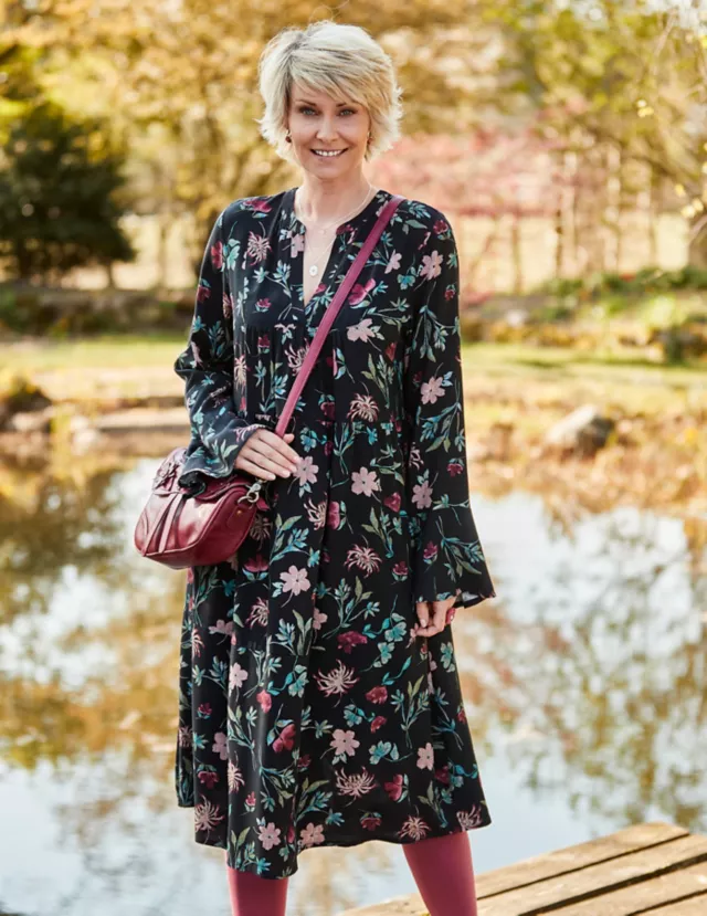 Kleid Marlind Von Deerberg In Schwarz Bunt 